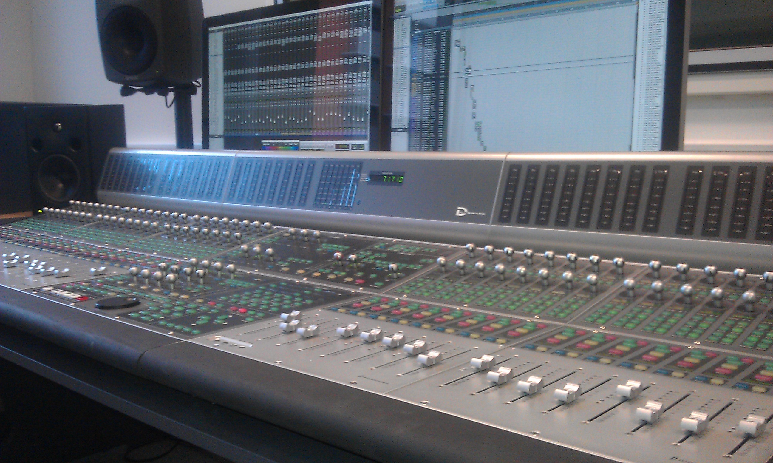 D commander. 236d command ggst. Digidesign 888/24 i/o pro tools. D commander. D&d commander legends battle for baldur s gate draft boosters.