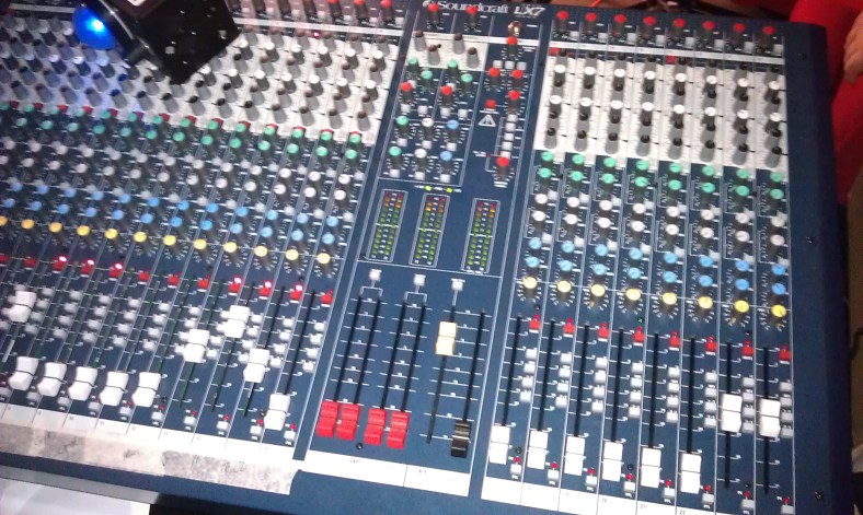 Soundcraft LX7 1