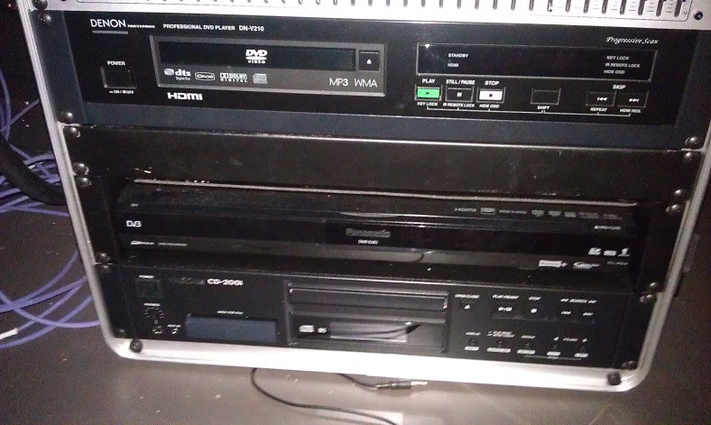 Tascam CD200i
